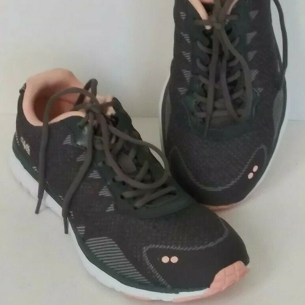Ryka Womens Size 7.5 M Grey Peach Color